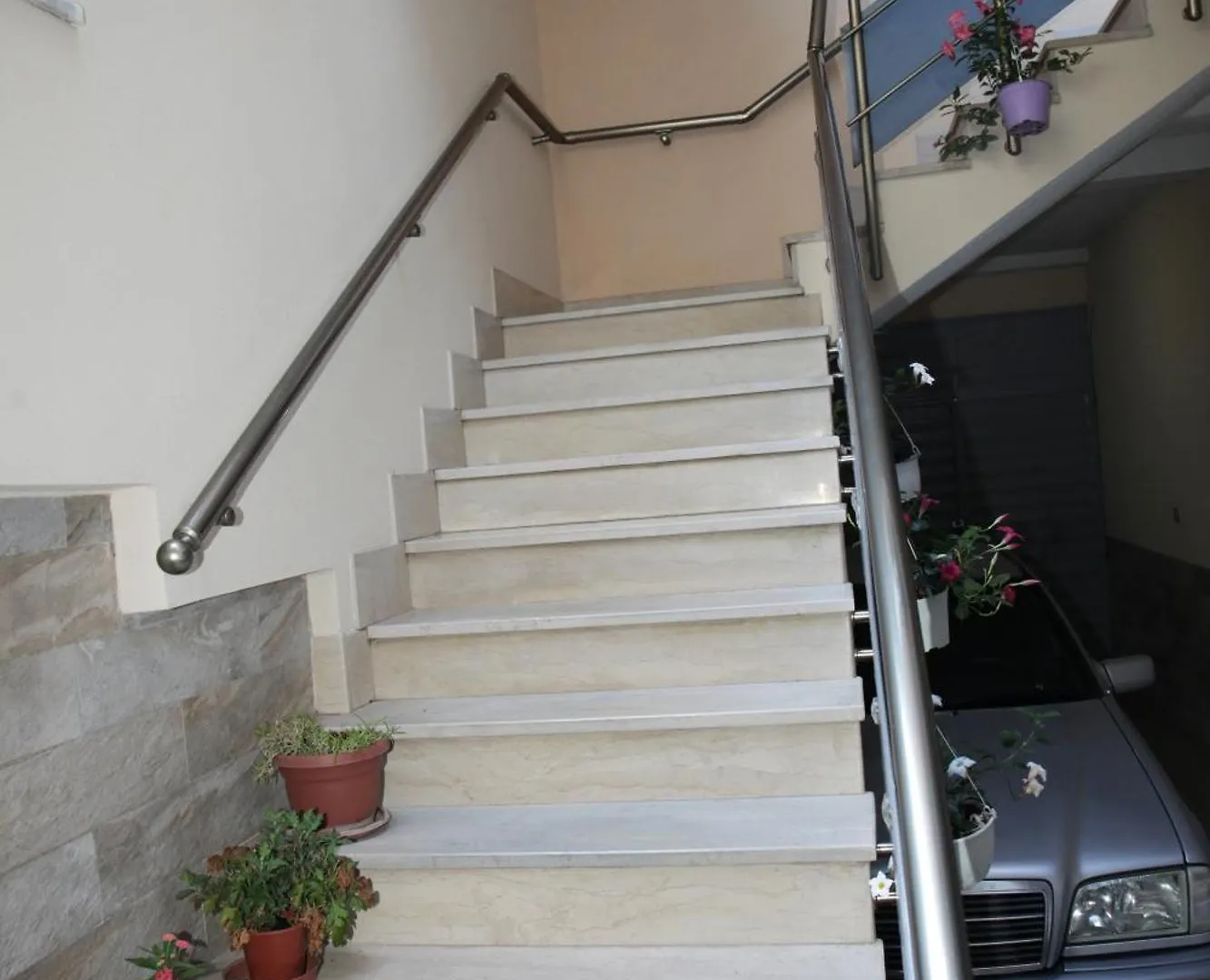 Cozy 2 Bedroom Apartment 10 Min Walk To Center Shkodër 0*,  Albanien