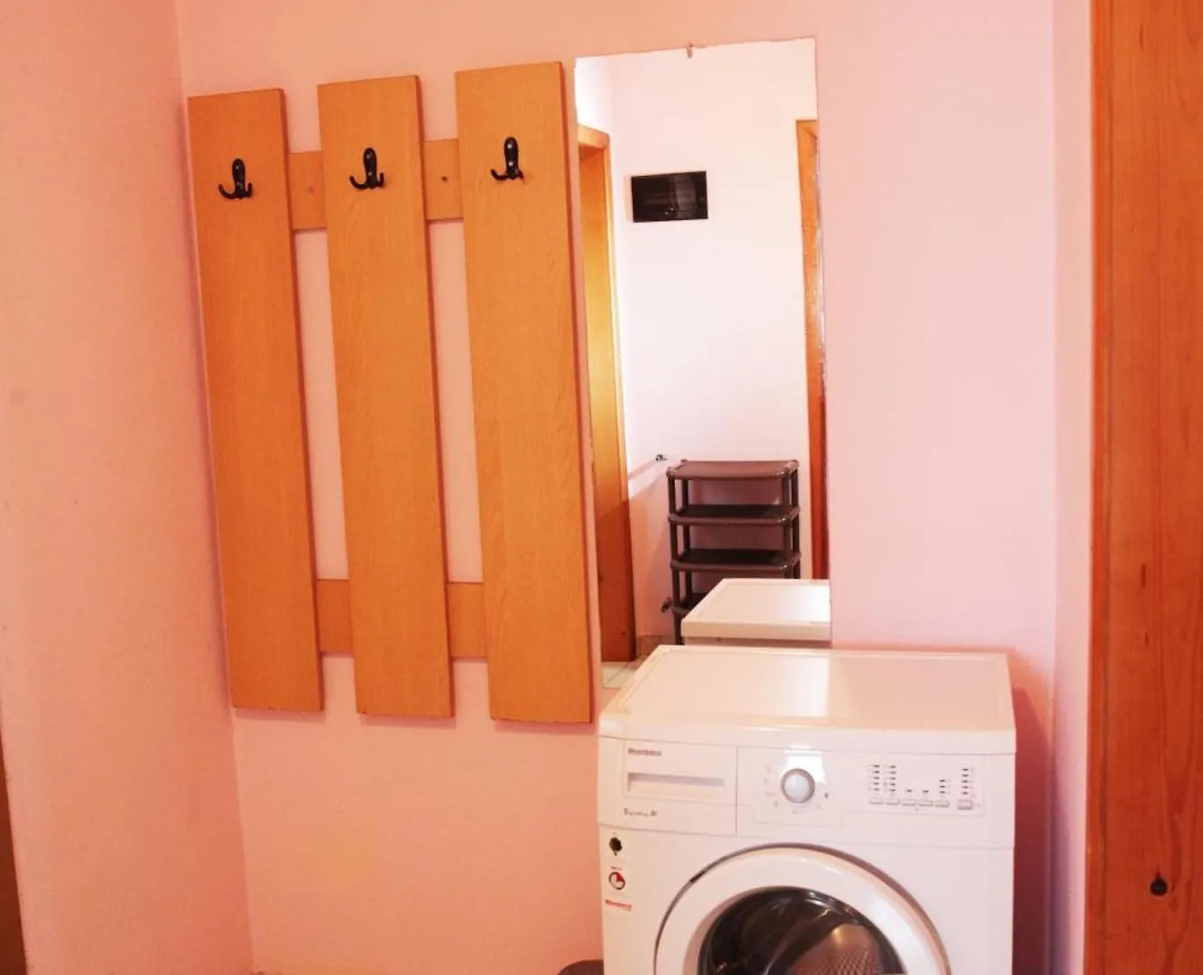 Cozy 2 Bedroom Apartment 10 Min Walk To Center Shkodër