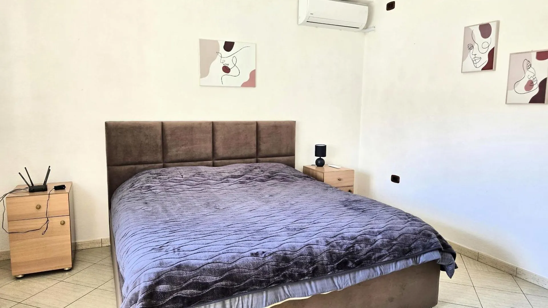 Cozy 2 Bedroom Apartment 10 Min Walk To Center Shkodër