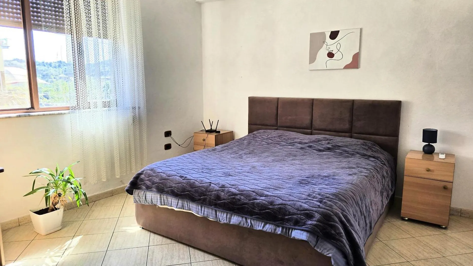 Cozy 2 Bedroom Apartment 10 Min Walk To Center Shkodër
